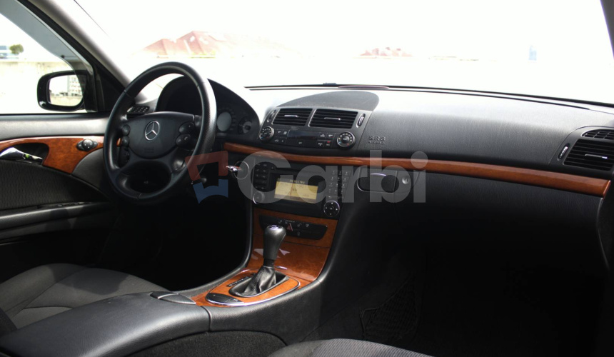 Mercedes-Benz E trieda Sedan 200 CDI Elegance A/T