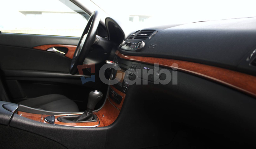 Mercedes-Benz E trieda Sedan 200 CDI Elegance A/T