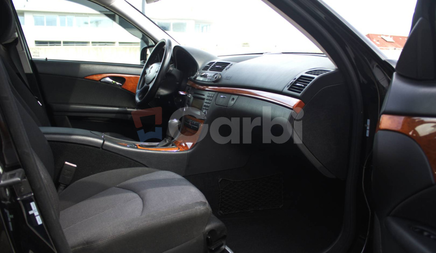 Mercedes-Benz E trieda Sedan 200 CDI Elegance A/T