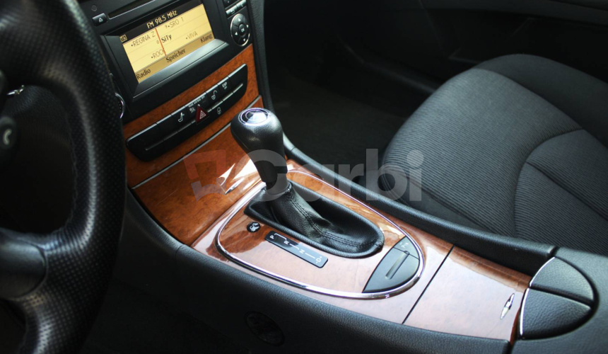 Mercedes-Benz E trieda Sedan 200 CDI Elegance A/T