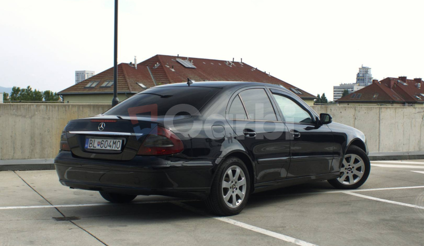 Mercedes-Benz E trieda Sedan 200 CDI Elegance A/T