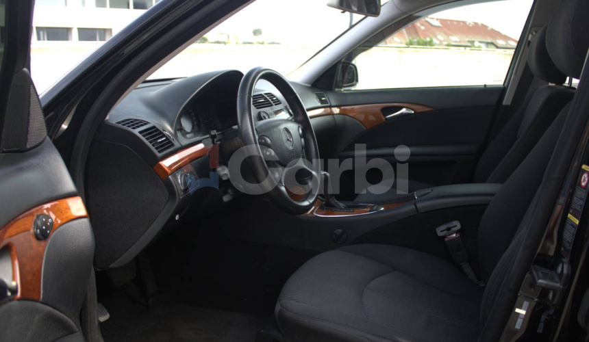 Mercedes-Benz E trieda Sedan 200 CDI Elegance A/T