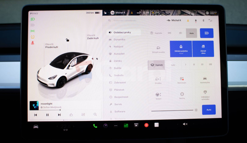 Tesla Model Y Long Range Ryzen FSD balík, 1. majiteľ, tepelné čerpadlo, biely interiér, DPH