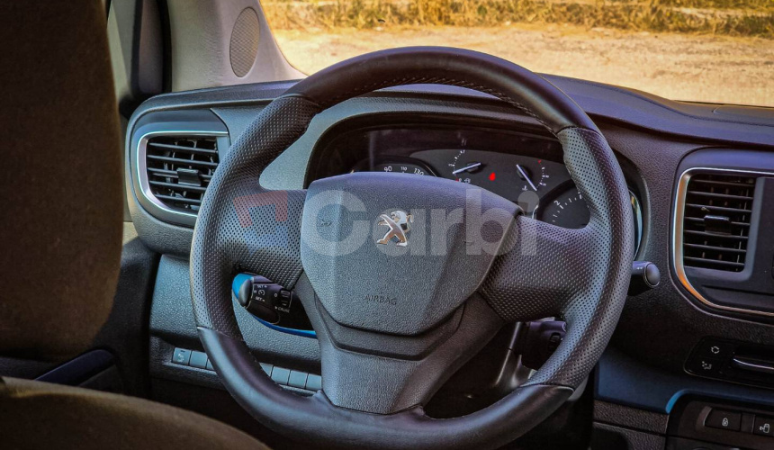 Peugeot Traveller 2.0 HDI, Slovenské, Nelakované, Slušná výbava, Nové rozvody