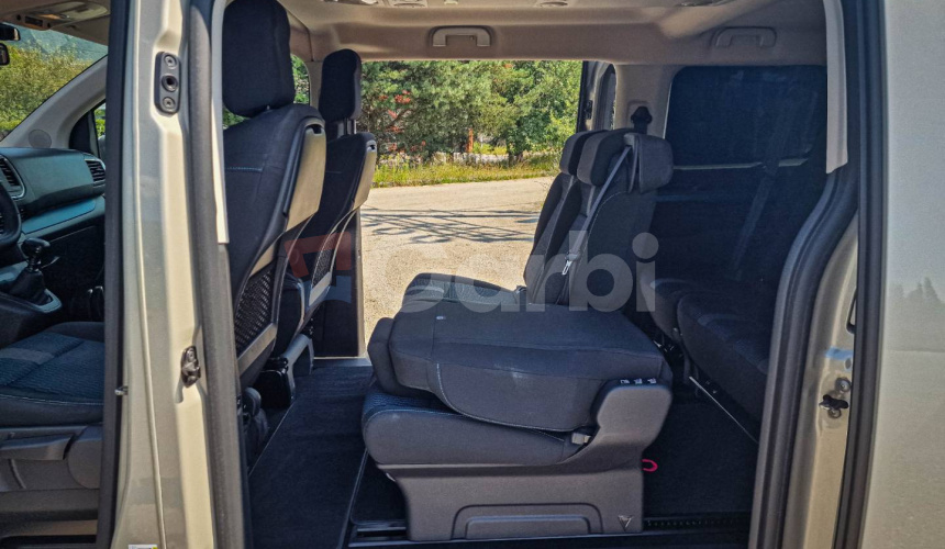 Peugeot Traveller 2.0 HDI, Slovenské, Nelakované, Slušná výbava, Nové rozvody