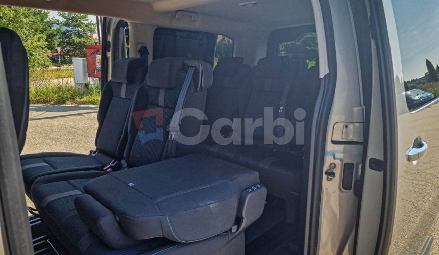 Peugeot Traveller 2.0 HDI, Slovenské, Nelakované, Slušná výbava, Nové rozvody