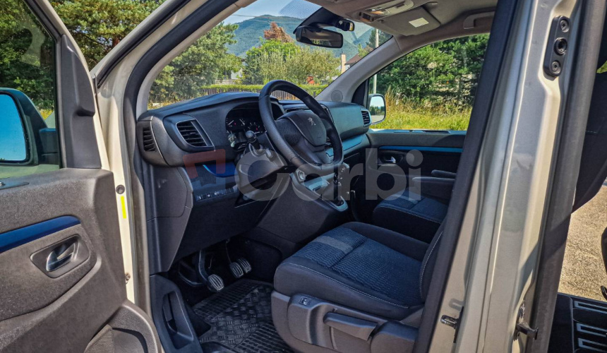 Peugeot Traveller 2.0 HDI, Slovenské, Nelakované, Slušná výbava, Nové rozvody