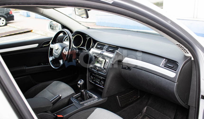 Škoda Superb 2.0 TDI CR 140k Elegance
