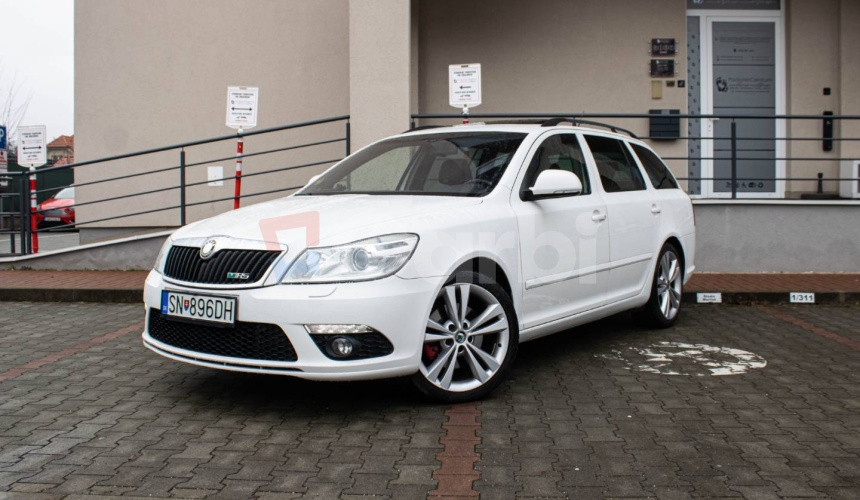 Škoda Octavia Combi 2.0 TFSI RS