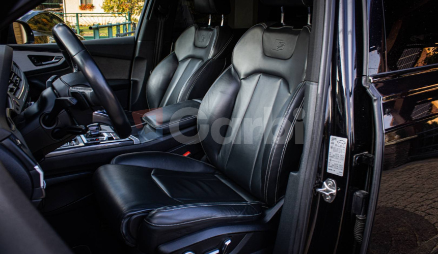 Audi SQ7 4.0 TDI V8 Quattro Tiptronic, Black Optik, Matrix LED, R22,Po veľkom servise