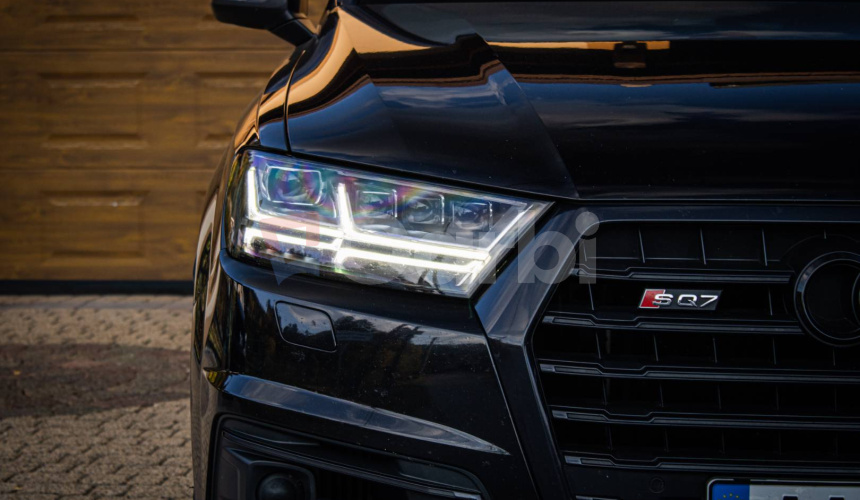 Audi SQ7 4.0 TDI V8 Quattro Tiptronic, Black Optik, Matrix LED, R22,Po veľkom servise