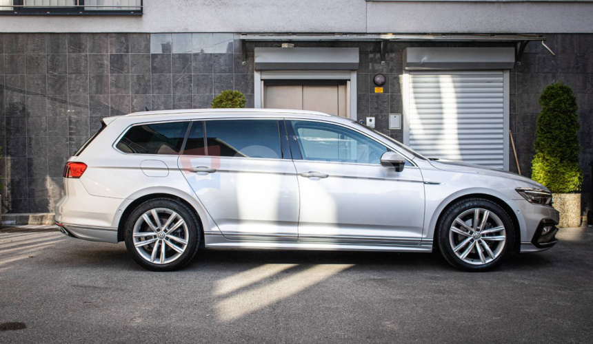 Volkswagen Passat Variant 2.0 TDI DSG 4Motion Rline, IQ light, Slovenské, Nelakované, DPH