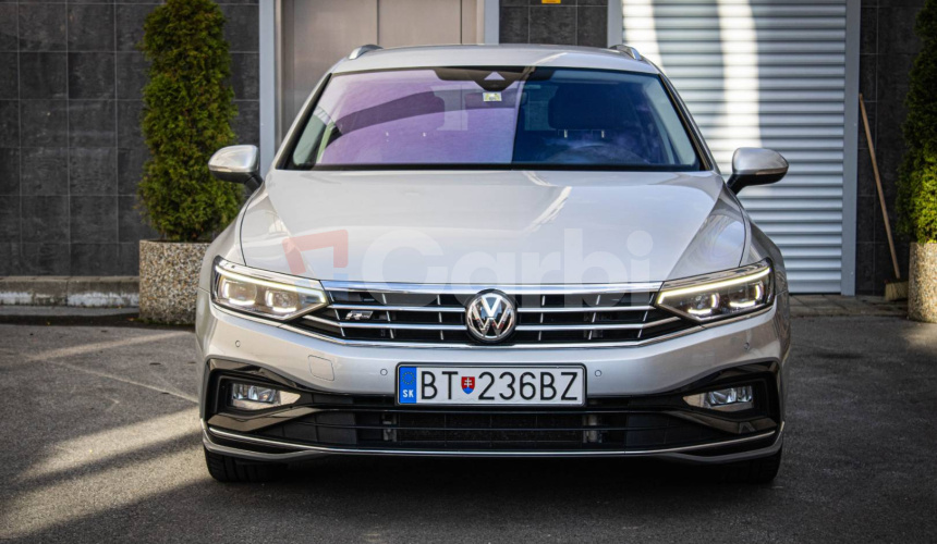 Volkswagen Passat Variant 2.0 TDI DSG 4Motion Rline, IQ light, Slovenské, Nelakované, DPH