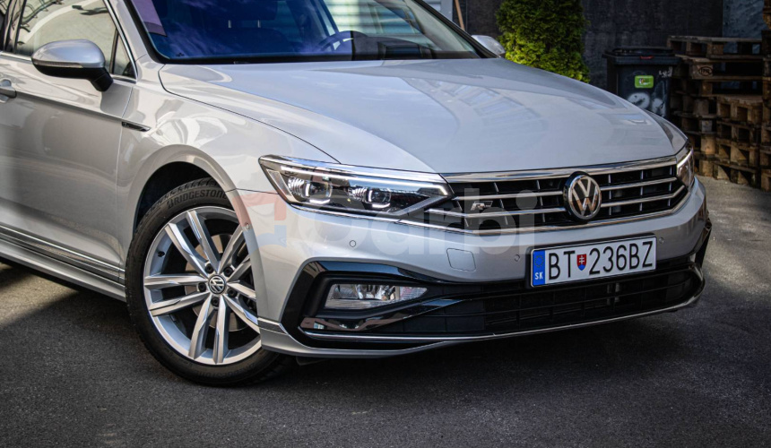 Volkswagen Passat Variant 2.0 TDI DSG 4Motion Rline, IQ light, Slovenské, Nelakované, DPH