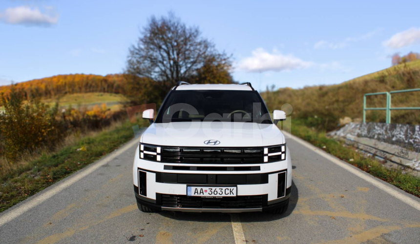 Hyundai Santa Fe PREMIUM 7S 4X4 1,6T-GDi HEV