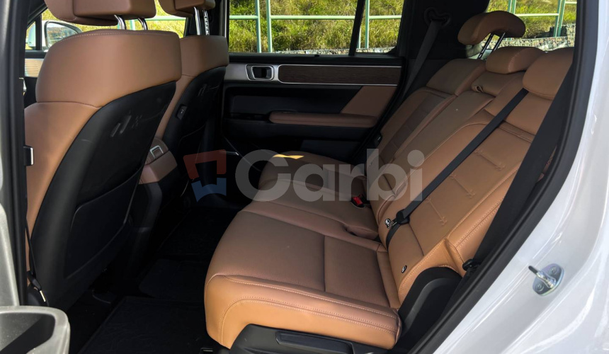 Hyundai Santa Fe PREMIUM 7S 4X4 1,6T-GDi HEV