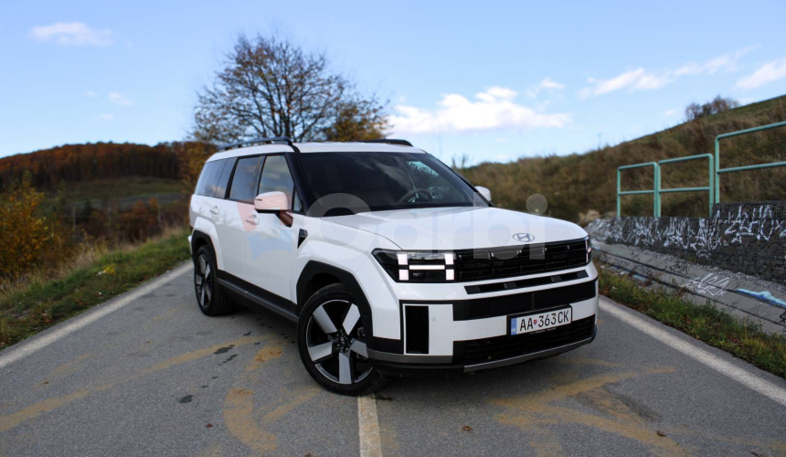 Hyundai Santa Fe PREMIUM 7S 4X4 1,6T-GDi HEV