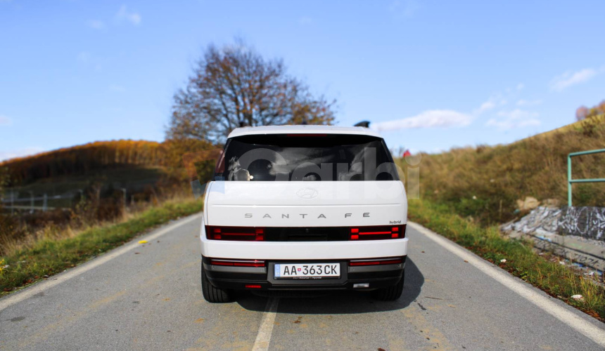 Hyundai Santa Fe PREMIUM 7S 4X4 1,6T-GDi HEV