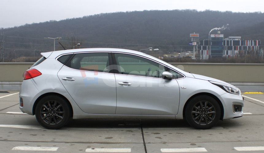 Kia Ceed 1.6 GDi, Silver, 99kw, MT6