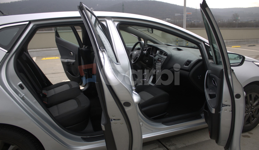 Kia Ceed 1.6 GDi, Silver, 99kw, MT6