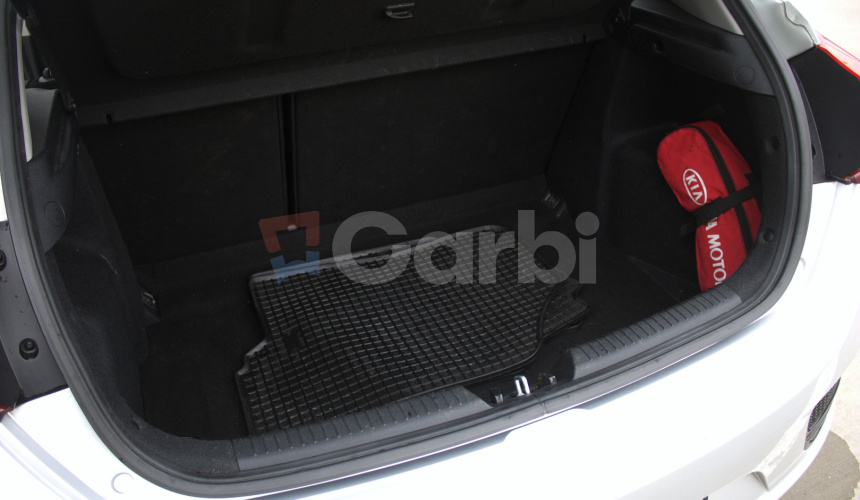 Kia Ceed 1.6 GDi, Silver, 99kw, MT6