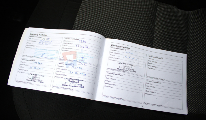 Kia Ceed 1.6 GDi, Silver, 99kw, MT6