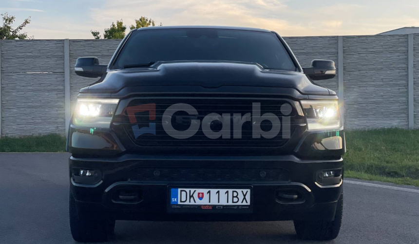 Dodge RAM Laramie 5,7 Hemi V8