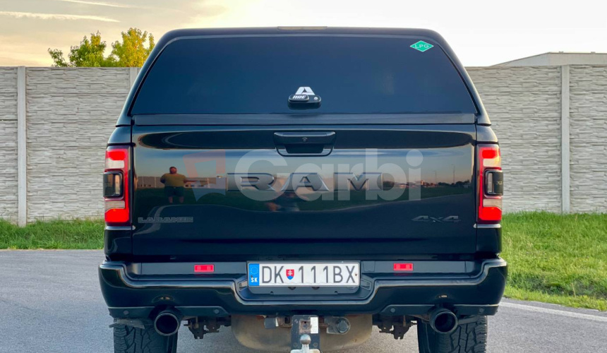 Dodge RAM Laramie 5,7 Hemi V8