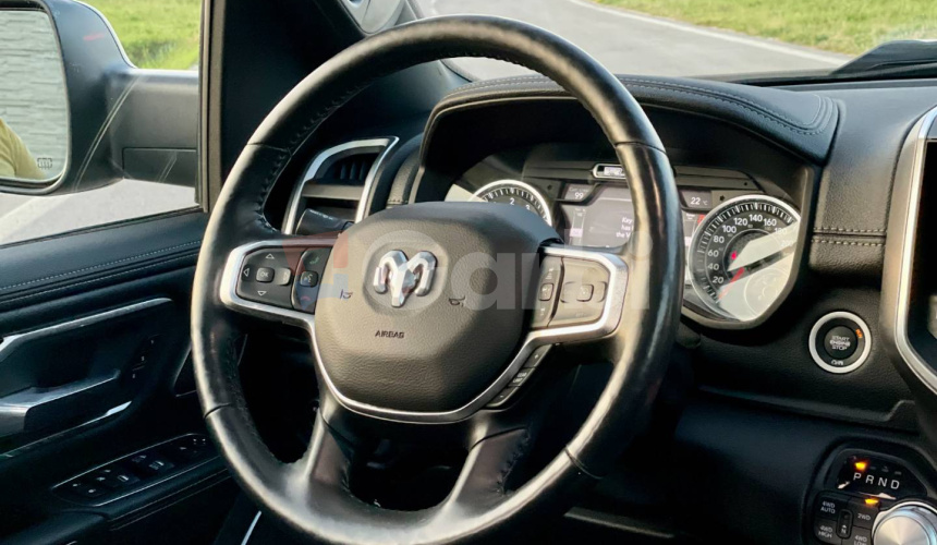 Dodge RAM Laramie 5,7 Hemi V8