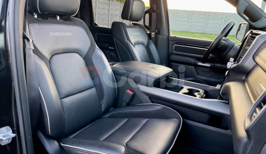 Dodge RAM Laramie 5,7 Hemi V8