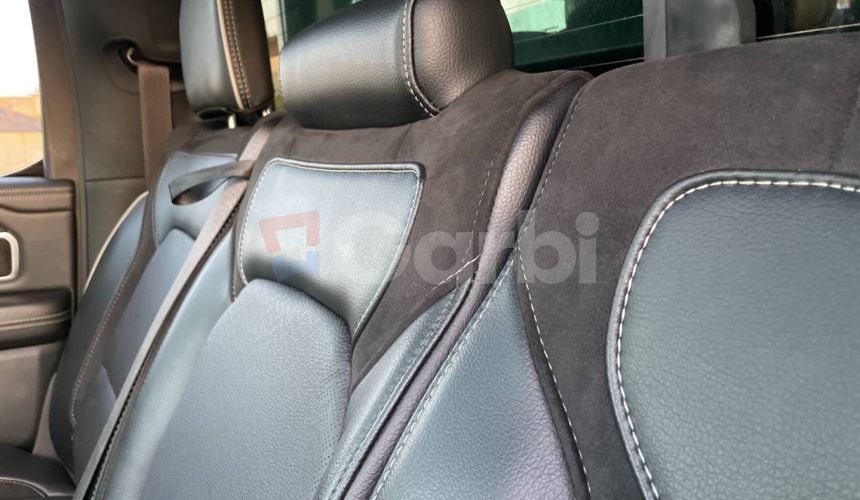 Dodge RAM Laramie 5,7 Hemi V8