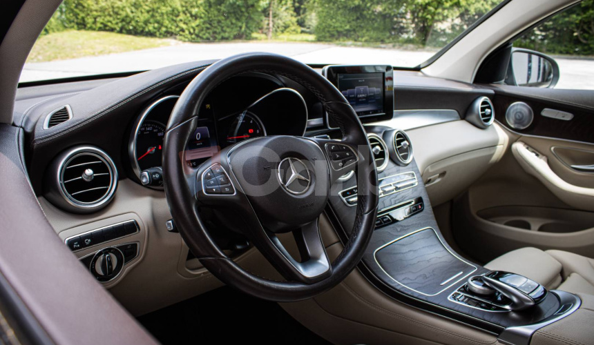 Mercedes-Benz GLC Kupé coupé 250d AMG 4Matic, 1. Majiteľ, Burmester, Odpočet, 360°kamera, keyll