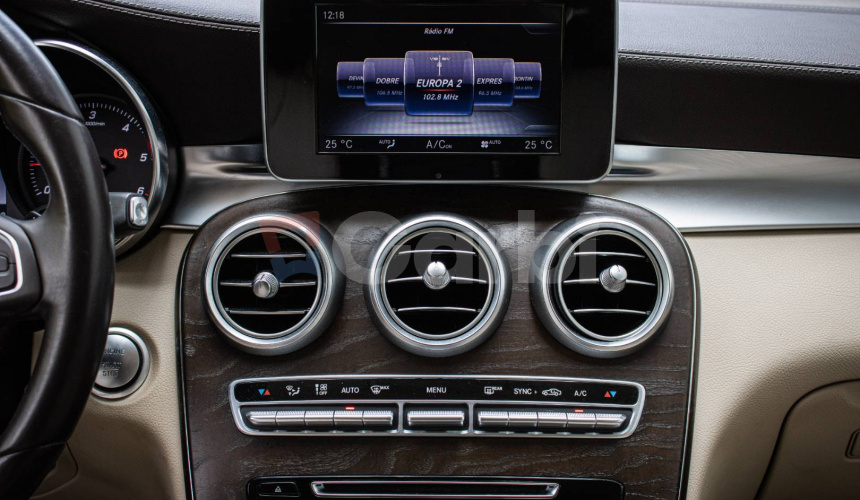 Mercedes-Benz GLC Kupé coupé 250d AMG 4Matic, 1. Majiteľ, Burmester, Odpočet, 360°kamera, keyll
