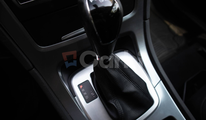 Ford Mondeo Combi 2.0 TDCi DPF (163k) Titanium A/T
