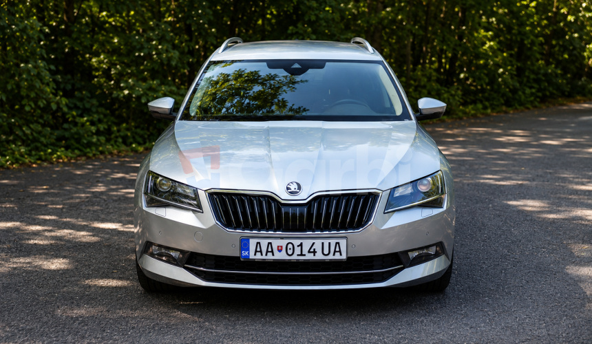 Škoda Superb