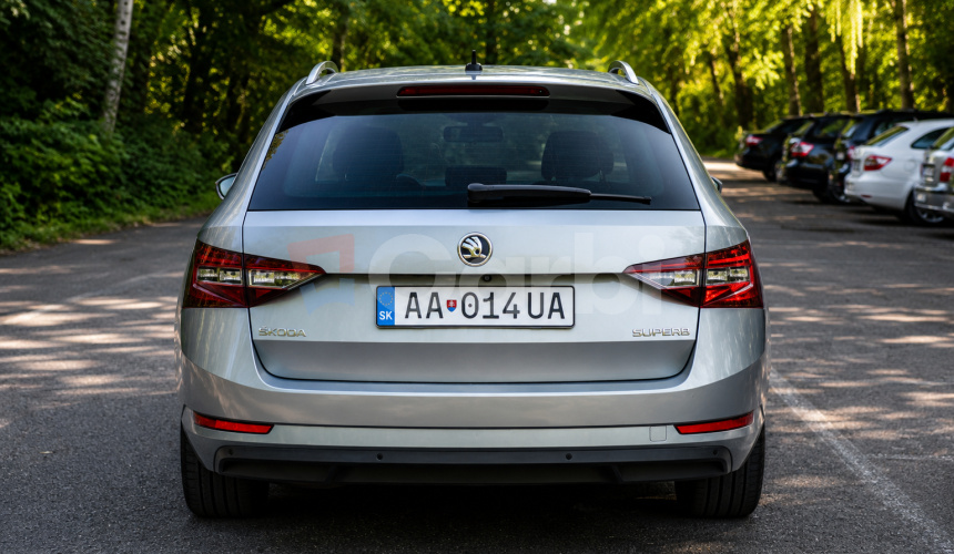 Škoda Superb