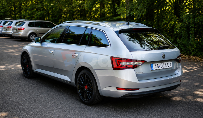 Škoda Superb