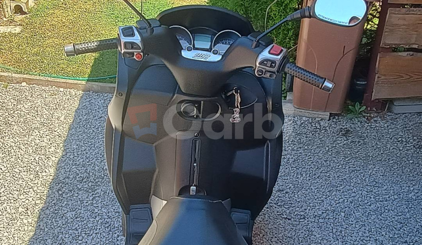Piaggio MP3 RST