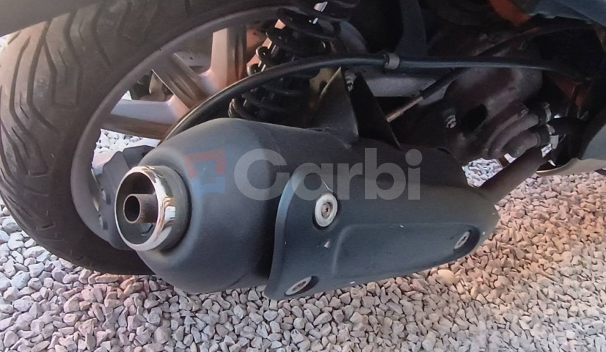 Piaggio MP3 RST