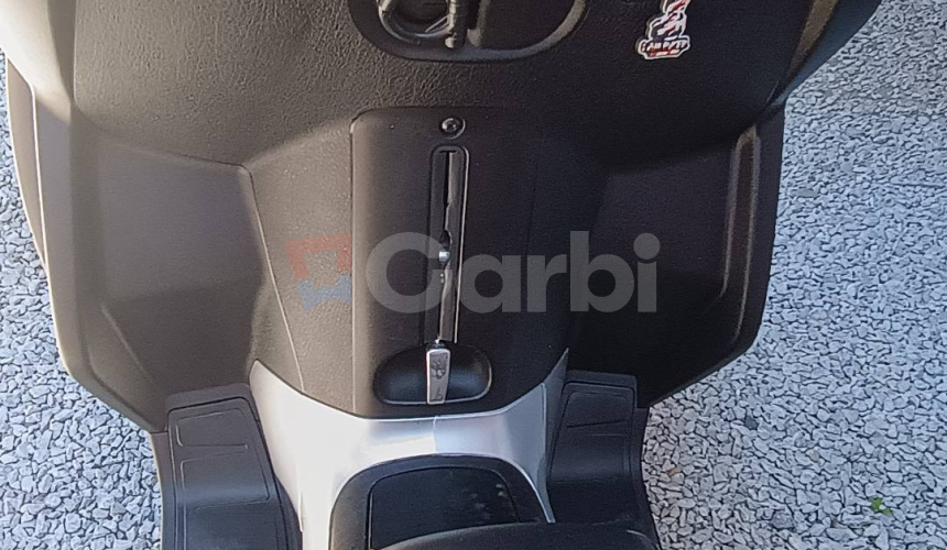 Piaggio MP3 RST