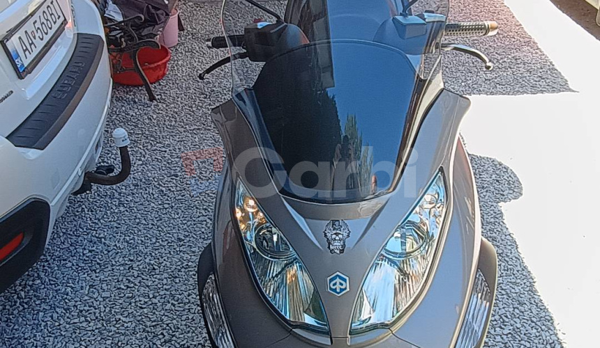 Piaggio MP3 RST