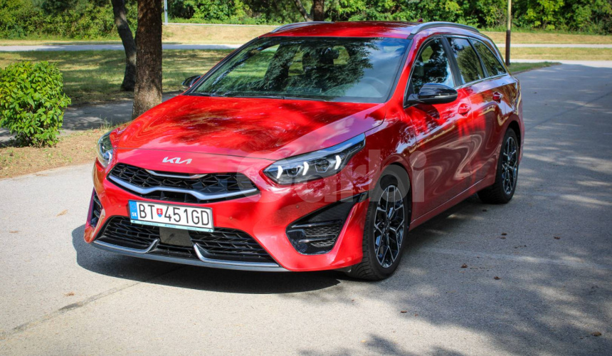 Kia Ceed SW 1.5 T-GDi GT-Line A/T, SK Auto, 1 majiteľ, v záruke