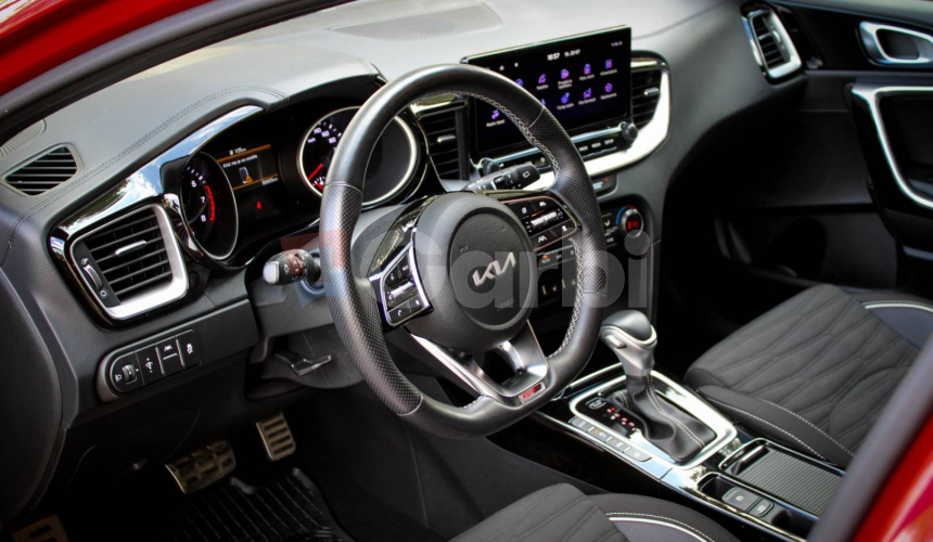Kia Ceed SW 1.5 T-GDi GT-Line A/T, SK Auto, 1 majiteľ, v záruke