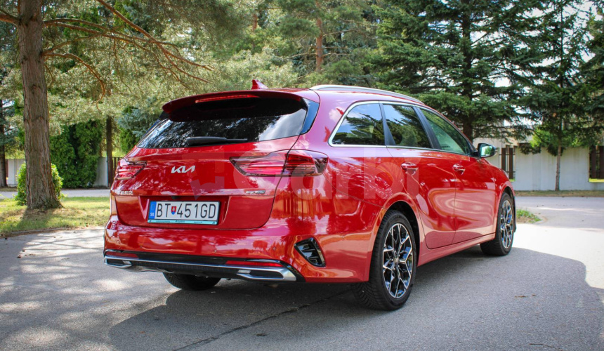 Kia Ceed SW 1.5 T-GDi GT-Line A/T, SK Auto, 1 majiteľ, v záruke