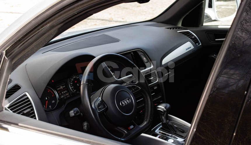 Audi Q5 2.0 TDI 190k DPF quattro S tronic