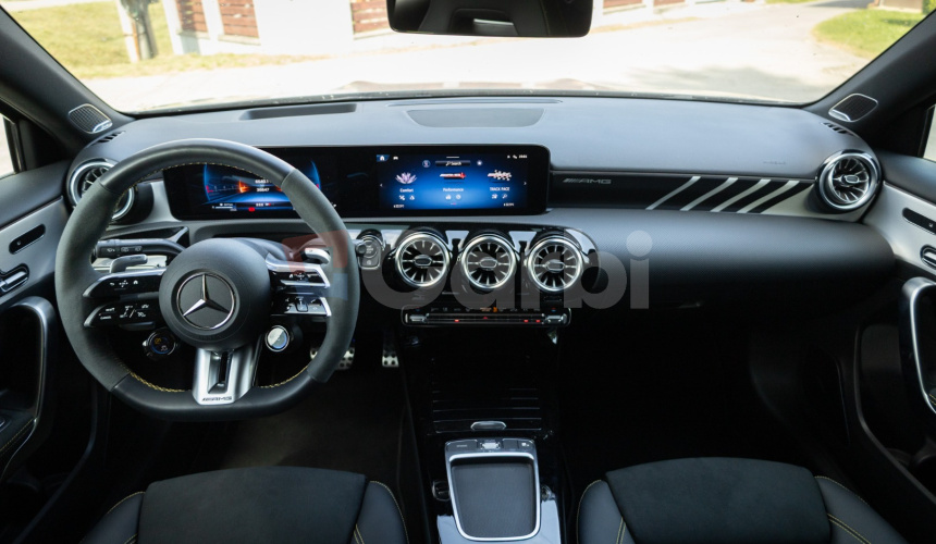 Mercedes-AMG A 45 S mHEV 4MATIC+ A/T