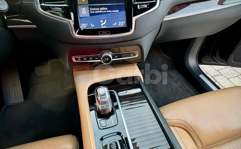 Volvo XC90 Plug-In Hybrid 288 kW AT8