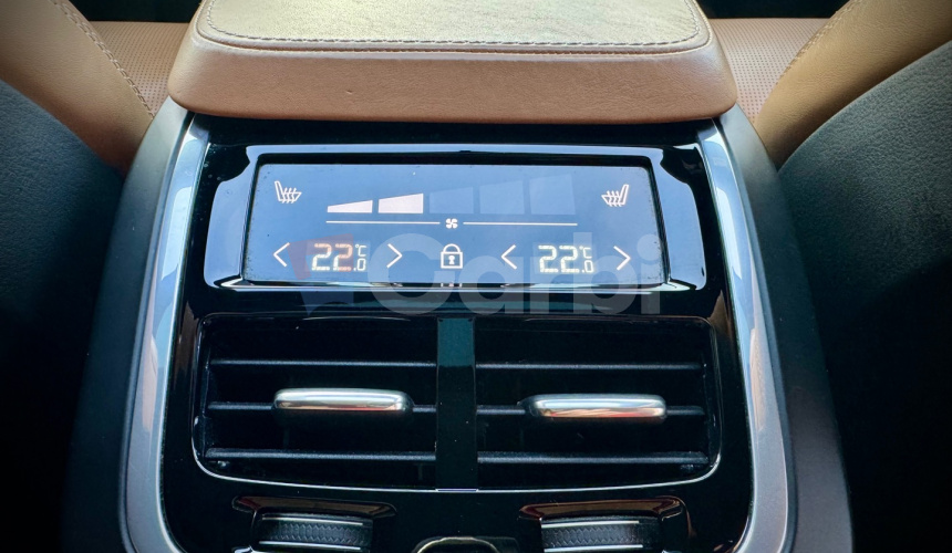 Volvo XC90 Plug-In Hybrid 288 kW AT8