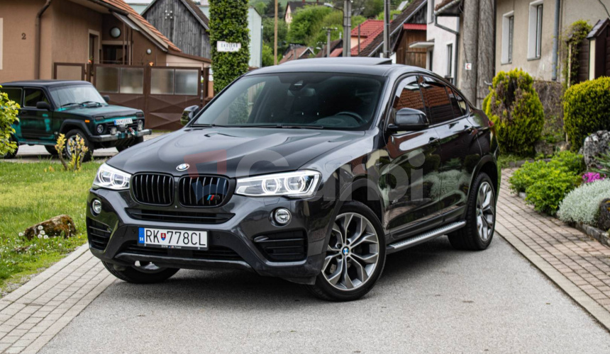 BMW X4 35d M Packet, Strešné okno, ACC, Harman Kardon, HUD, Ťažné