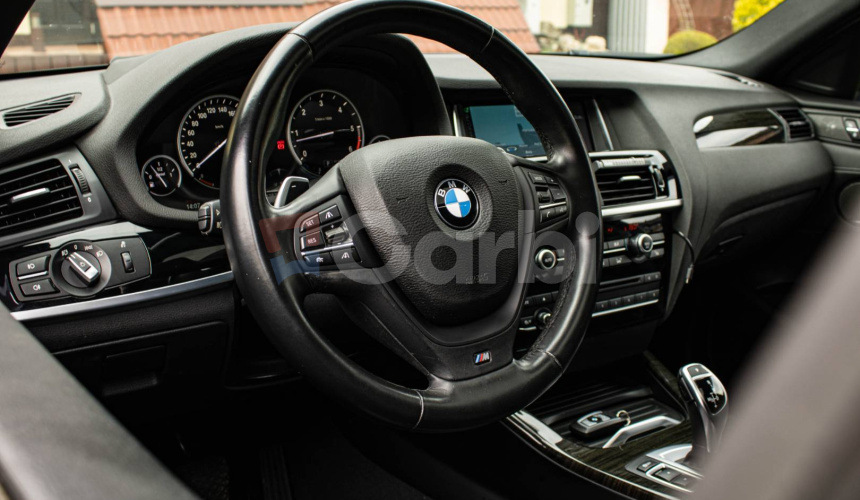 BMW X4 35d M Packet, Strešné okno, ACC, Harman Kardon, HUD, Ťažné